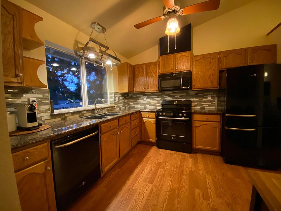 1st image of 9108 170th Street Ct E