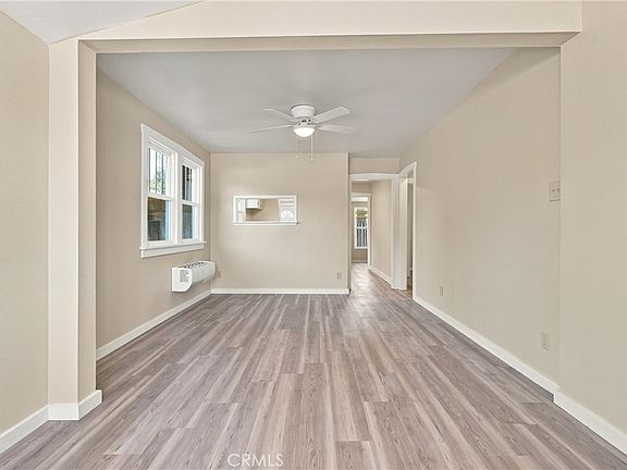 4th image of 2925 Oak St