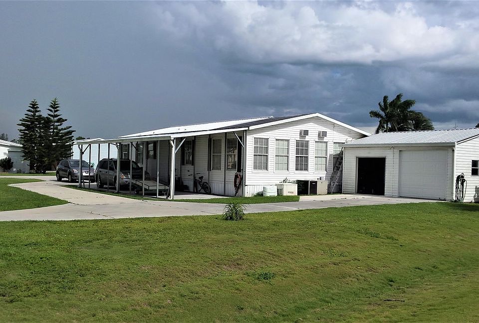 1st image of 852 Yacht Club Way