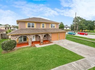 2149 Spanish Oaks Dr, Harvey, LA 70058
