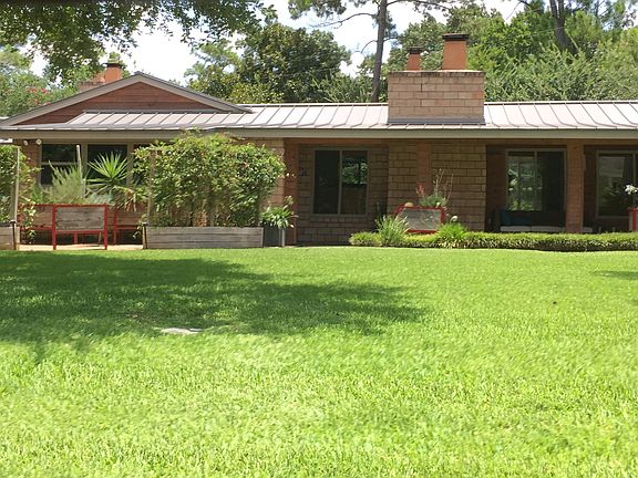 5th image of 710 W Creekside Dr