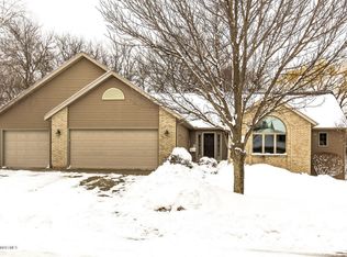 1803 11th St SW, Rochester, MN 55902
