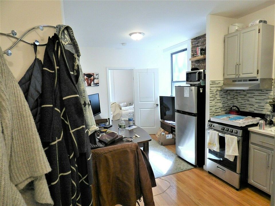 1st image of 26 Leroy St #1R