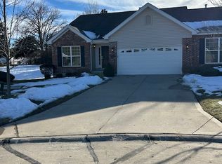 137 Fallon Villa Ct, O'Fallon, MO 63368