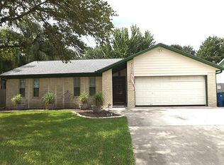 5501 Thornwood Cir, Dickinson, TX 77539