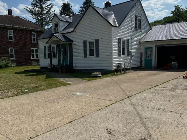 1027 Matthews Run Rd, Youngsville, PA 16371