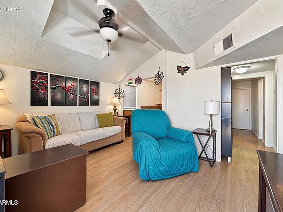 3rd image of 211 W Northern Avenue