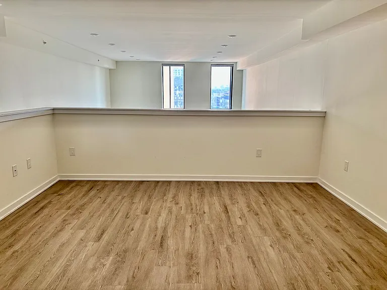 Freedom Lofts — Photo 18