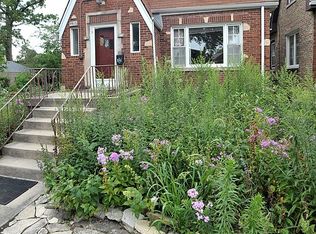 5910 Capulina Ave, Morton Grove, IL 60053