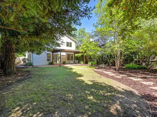 457 Lenox Ct, Roseville, CA 95661