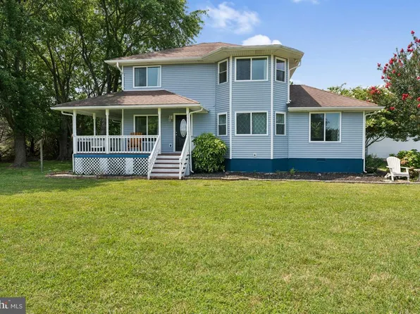 29 Presley Dr, Heathsville, VA 22473