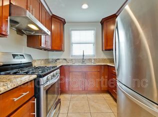 491 Rollins Rd, Burlingame, CA 94010