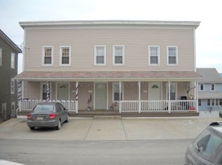 402-406 Susquehanna St, Forest City, PA 18421
