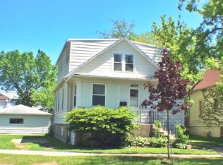 8063 N Elmwood St, Skokie, IL 60077