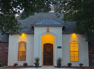 14160 Twelve Oaks Dr, Walker, LA 70785