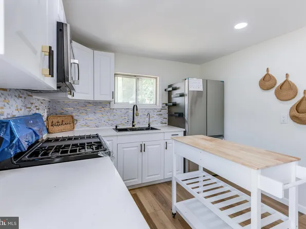 728 Main St, Lumberton, NJ 08048