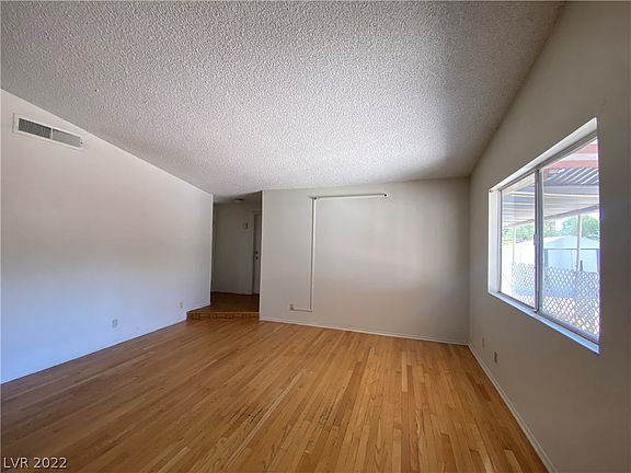 3rd image of 6457 Pawlow Ave