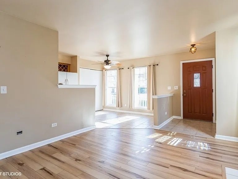 2423 Durango Ln — Photo 3