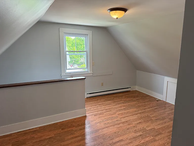 88 Roxbury St #3 — Photo 1