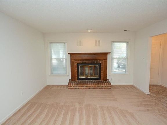 3rd image of 1308 Faraid Ln