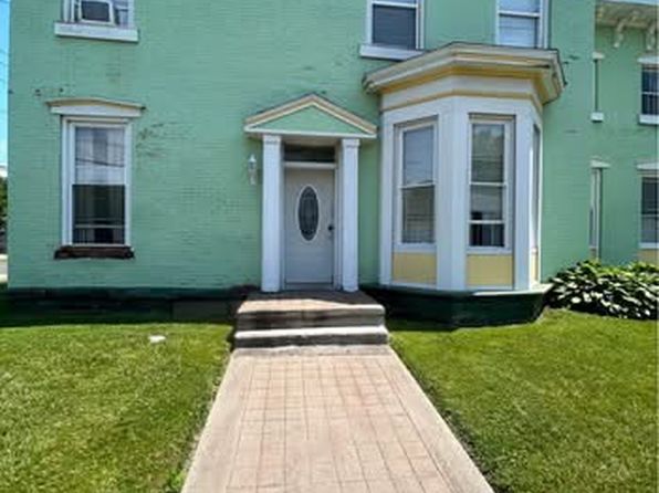 51 E 4th St APT F