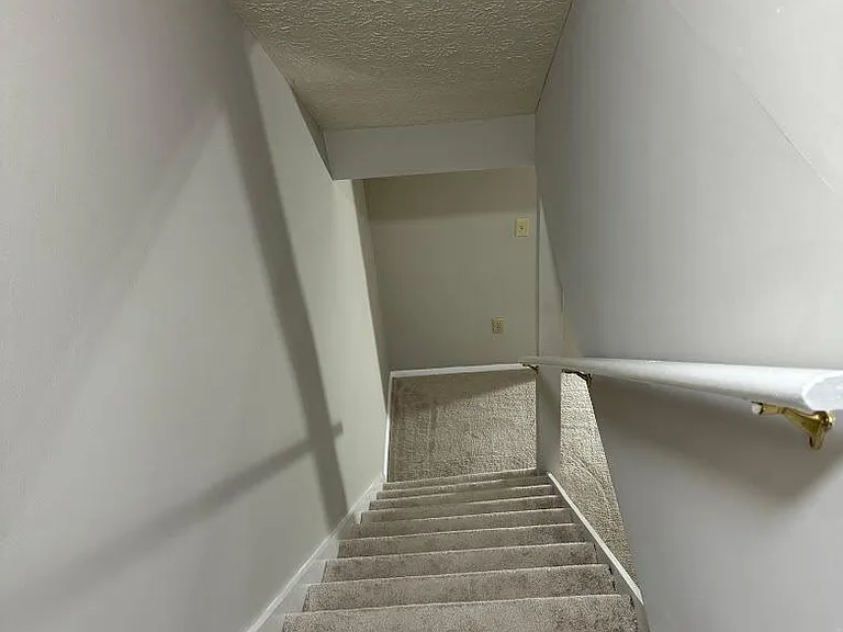 Way to basement...