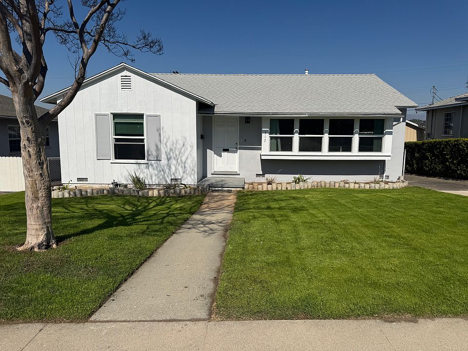 Gorgeous Remodeled Single Story 3 Bedroom Home