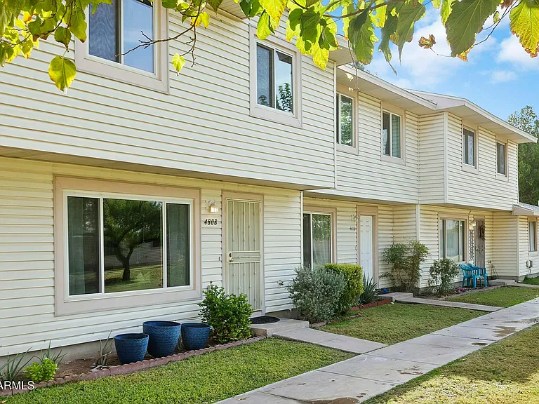 4808 S Stanley Pl — Photo 1