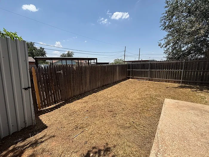 4805 Country Club Dr #B — Photo 17