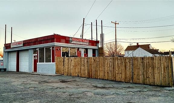 3rd image of 2701 Byron St