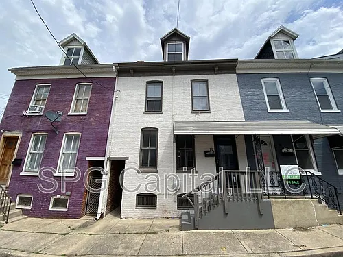 19 S Lee St Photo 1