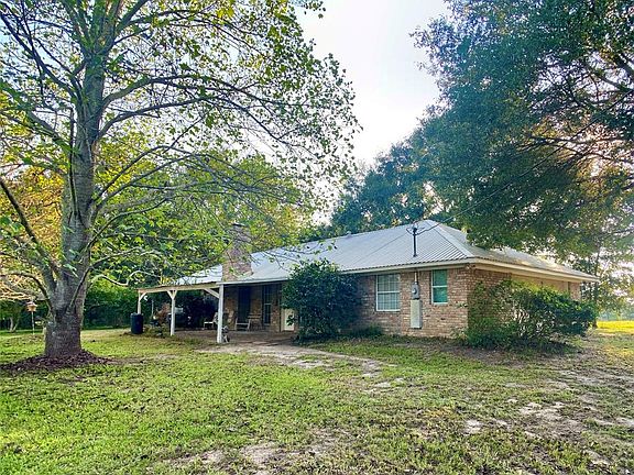 3rd image of 886 County Road 811
