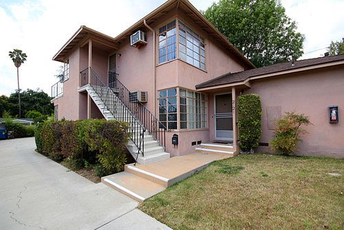 1st image of 2123 El Molino Ave