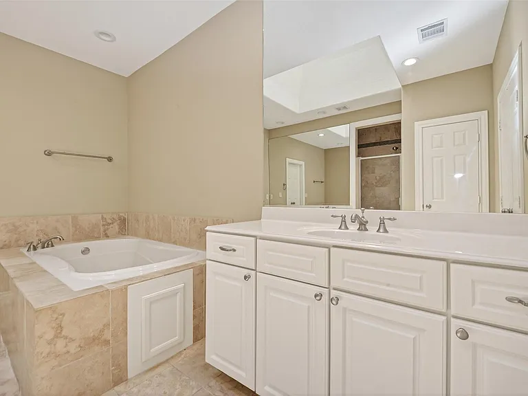 1804 Tuam St #0 — Photo 11