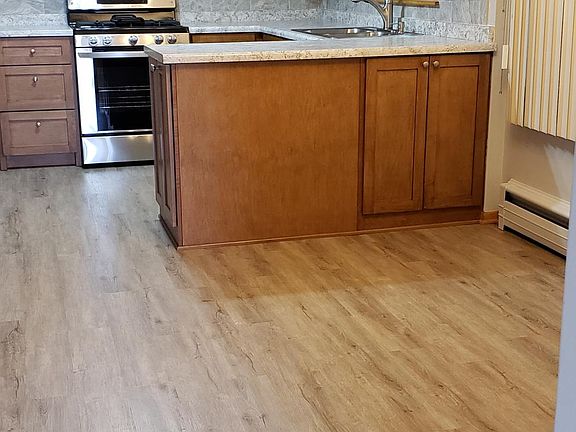 3rd image of 5728 N Miltimore Ave #1
