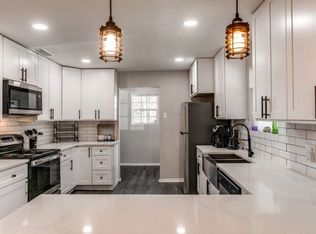 115 Carolyn Ln, Shady Shores, TX 76208