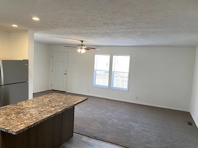 Lakeview Terrace — Photo 10