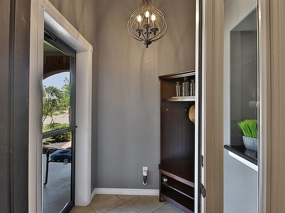 5th image of 17001 Vitoria Dr