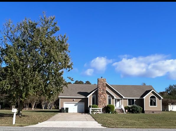 105 Nautical Ln