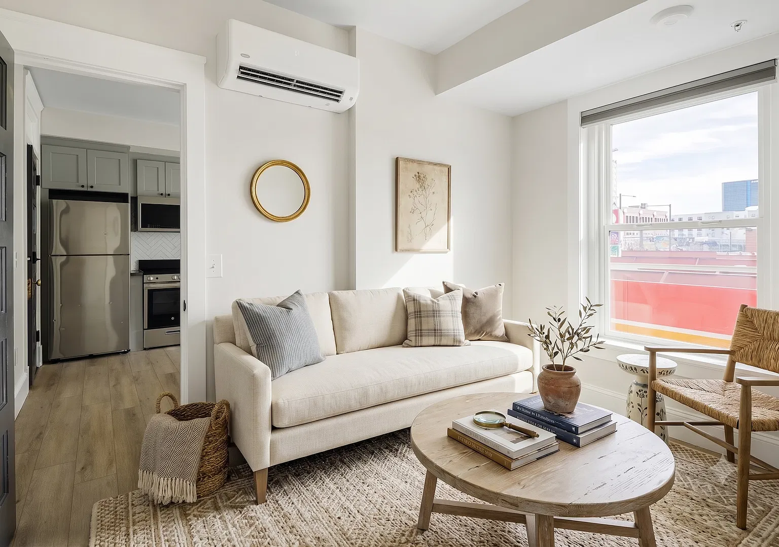 Margot Flats #304 | 2 Months Free - Modern 1-Bed Golden Triangle Apartment With In-Unit Washer & ... — Photo 3