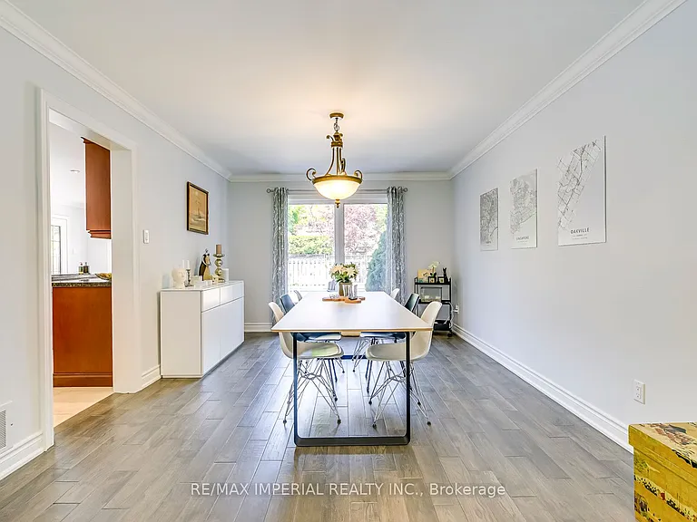 1511 Greenridge Cir — Photo 10