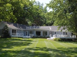 3307 Bay Rd, Delavan, WI 53115