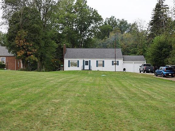 2nd image of 8028 Skyline Dr