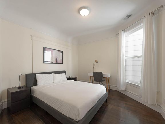 4th image of 988 Pine St #1