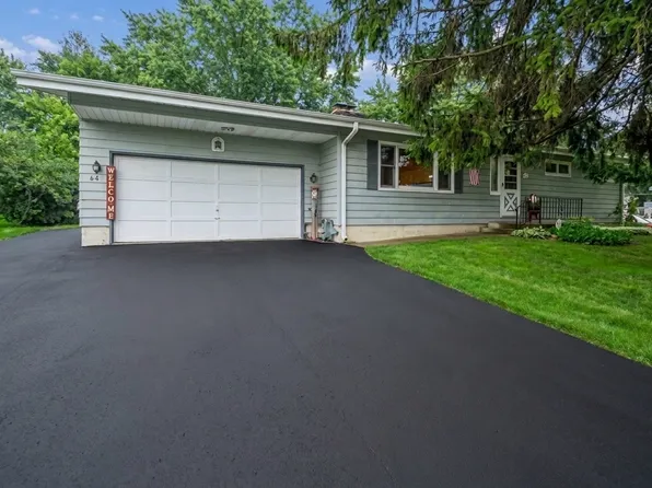 41061 N 3rd St, Antioch, IL 60002