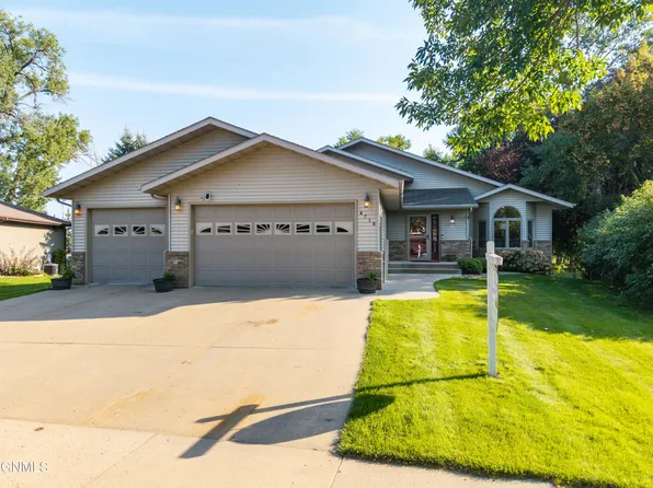 4718 Pintail Loop SE, Mandan, ND 58554