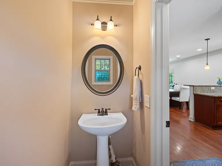 102 Mallard Dr #1A — Photo 17