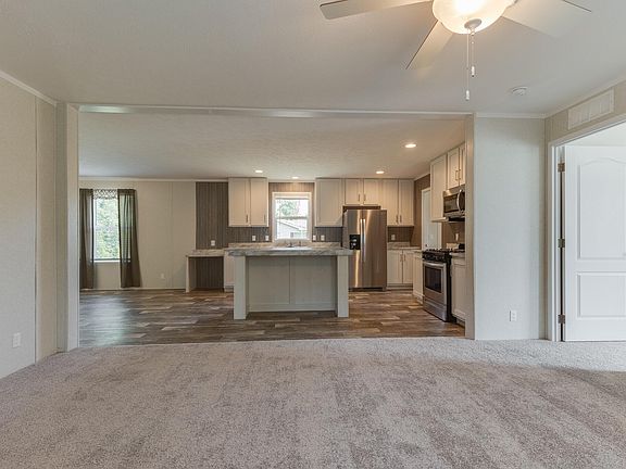 3rd image of 575 Gallery Dr #48