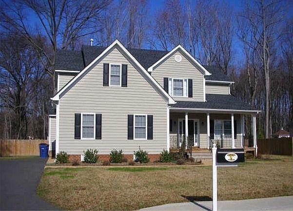 1st image of 609 Old Station St