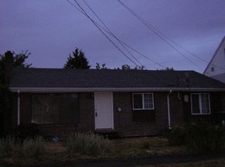 8132 22nd Ave SW, Seattle, WA 98106